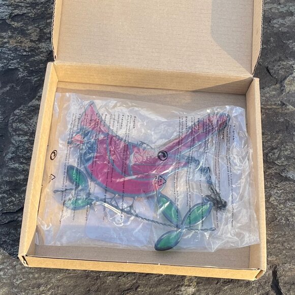 Beautiful, Stained Glass, Red Cardinal Sun Catcher (NWOT) - Picture 7 of 7